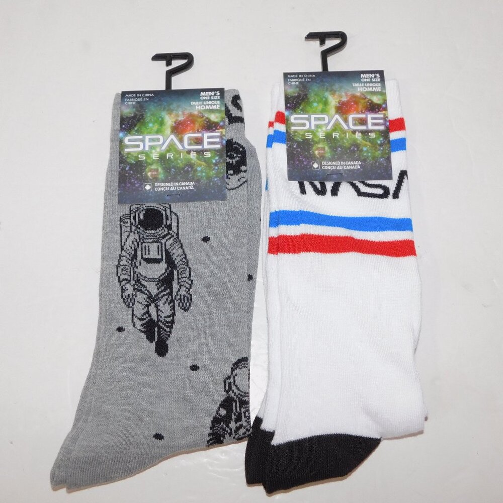 2 Pairs of Mens 7 - 12 SPACE Themed Crew Socks NASA Astronaut NEW